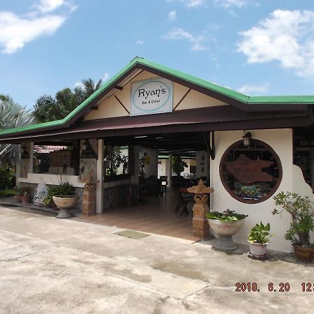 Prasat Ryans Resort מראה חיצוני תמונה