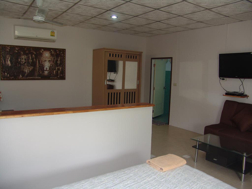 Prasat Ryans Resort מראה חיצוני תמונה