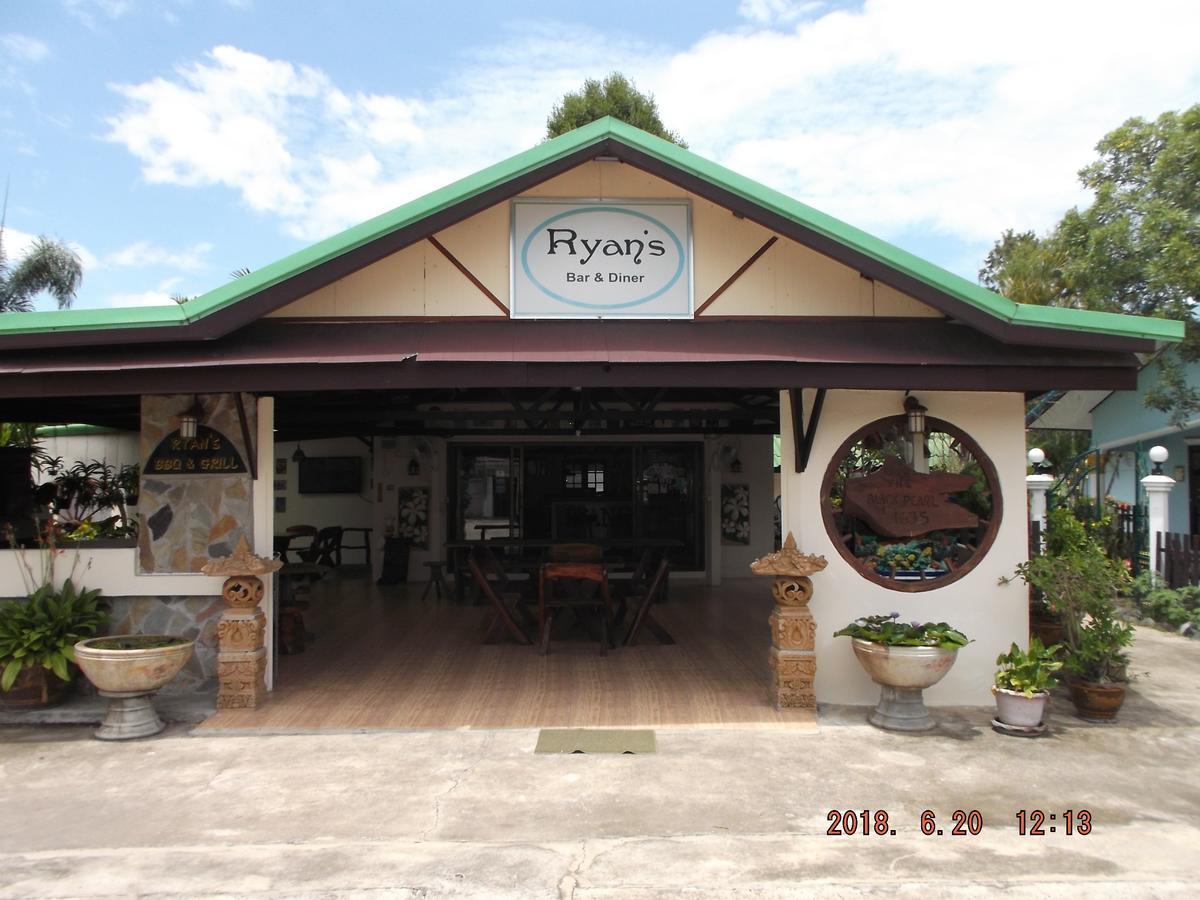 Prasat Ryans Resort מראה חיצוני תמונה